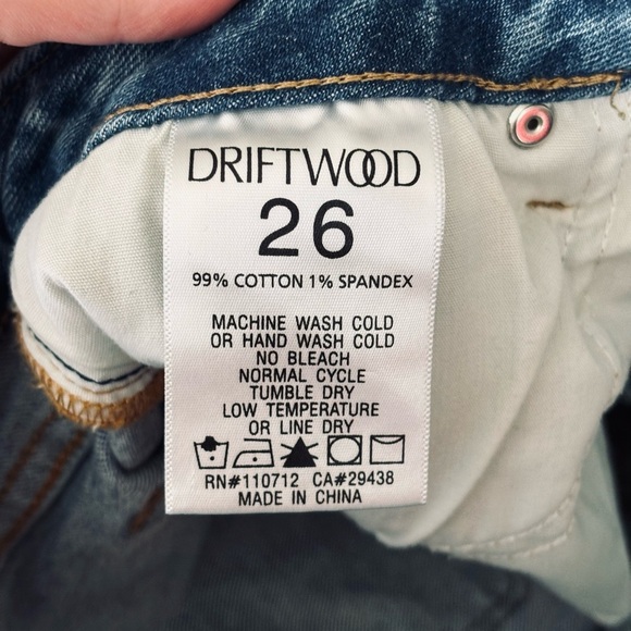 Driftwood Kelly Bootcut Jeans size 26 Medium Wash - Picture 8 of 9